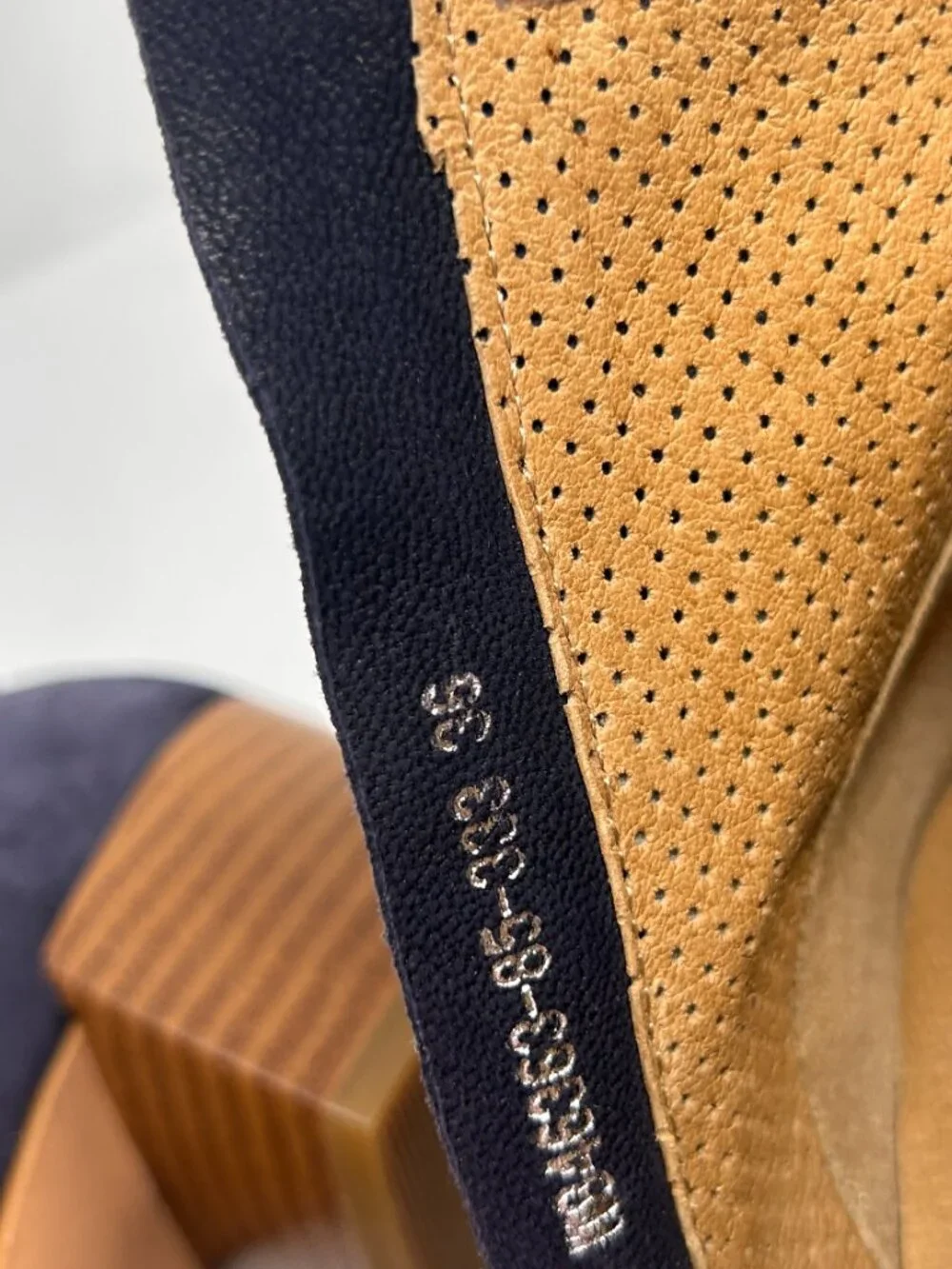 Regarde Le Ciel Navy Perforated Suede Ankle Boots EU 36 US 5.5 Block Heel